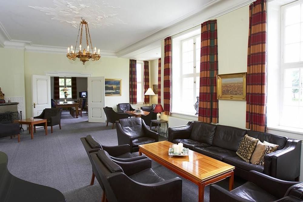 Gl. Avernaes Sinatur Hotel & Konference Ebberup Extérieur photo
